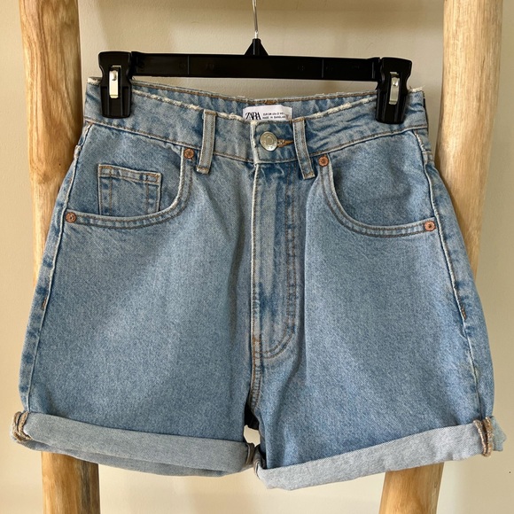 Zara Pants - Zara denim shorts